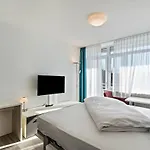 Apartment Huber Living Basic 304 Germering