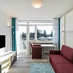 Huber Living Basic 304 Apartment *
