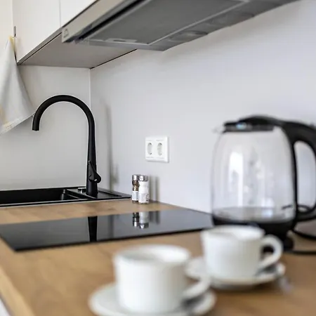 Huber Living Basic 304 Apartman Germering