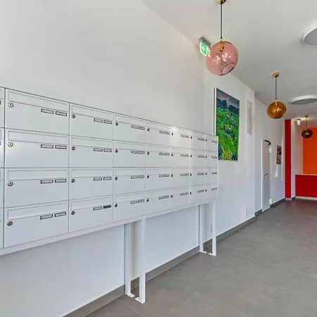 Huber Living Basic 304 Apartman